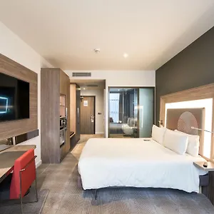 Отель Novotel London Heathrow Airport T1 T2 And T3, Хейс
