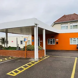Easyhotel London Heathrow Hotel